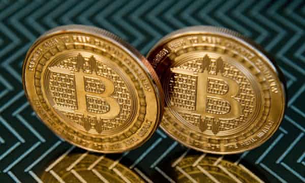 Ipoteză: Bitcoin a fost creată special pentru tranzacţiile de pe piaţa neagră