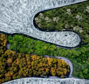 Five seasons 02, Derna, Romania