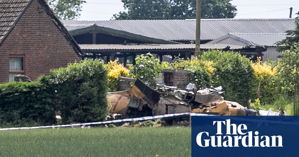 William and Kate lead tribute to RAF pilot killed in memorial event crash William and Kate lead tribute to RAF pilot killed in memorial event crash