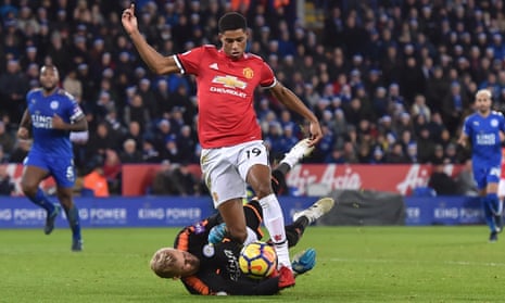 Marcus Rashford of Manchester United collides with Kasper Schmeichel of Leicester City.