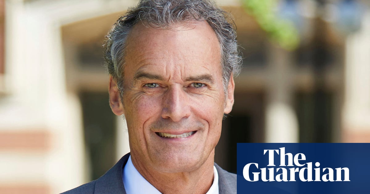 Джо Гоу казва че правата му на свобода на словото