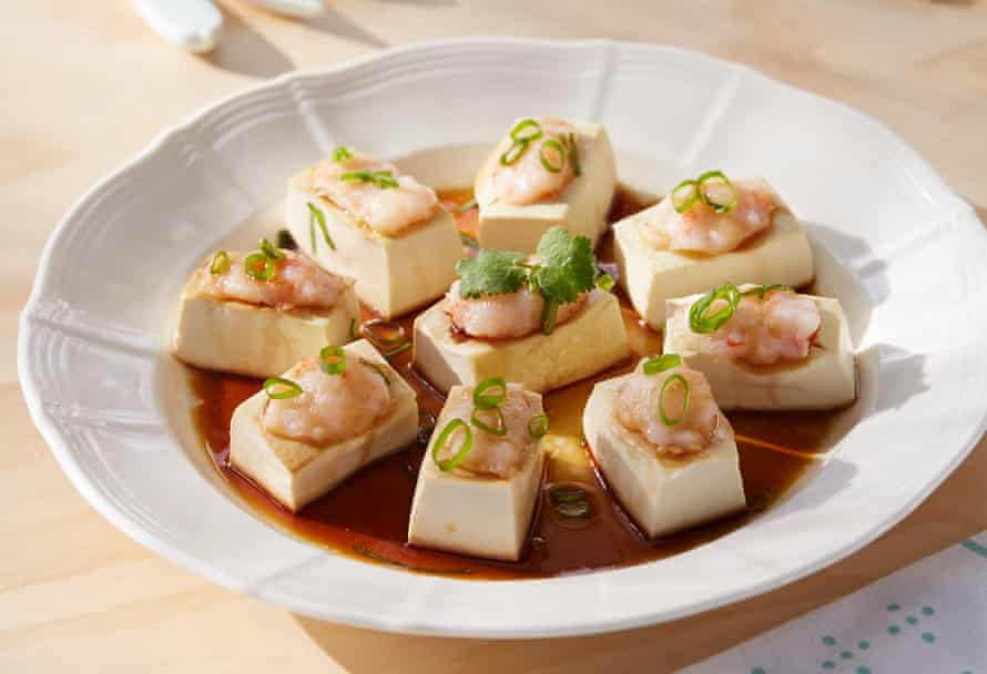 Steamed tofu with prawn paste