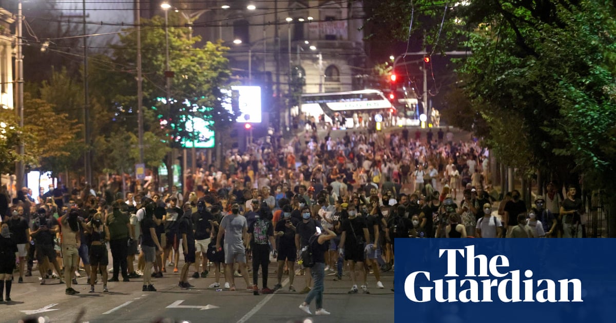 Violent clashes escalate at anti-government protests in Serbia