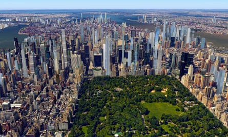 A CGI rendering of the future Manhattan skyline around Central Park.