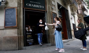 Customer gets takeaway from restuarant
