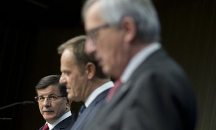 Turkish PM Ahmet Davutoğlu, Donald Tusk and Jean-Claude Juncker