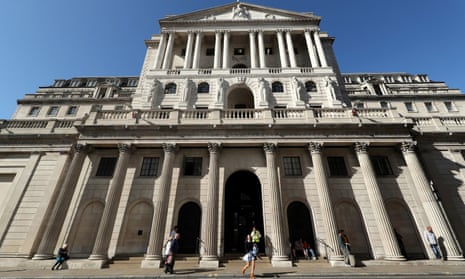 exterior of the bank of england building in the city of london