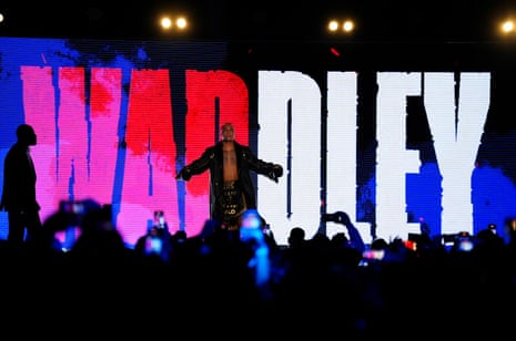 Fabio Wardley walks out at the O2.