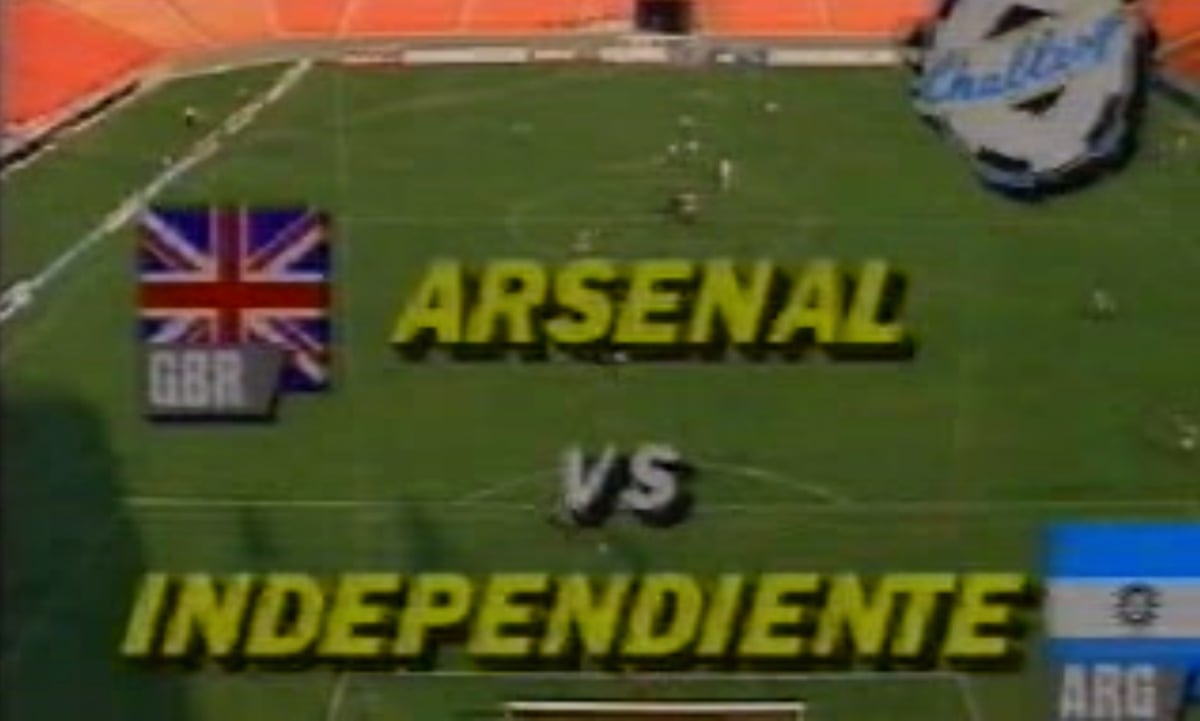 When Arsenal Won A World Title Despite Having Their Physio Sent