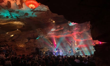 Band playing at Cumberland Caverns Live, Tennessee, US.