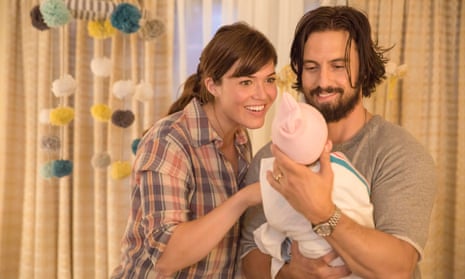 Mandy Moore and Milo Ventimiglia in This Is Us, season 1
