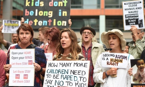 protesters march against offshore detention