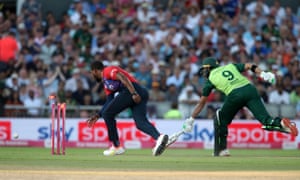 Pakistan’s Imad Wasim (right) is run out by England’s Chris Jordan.