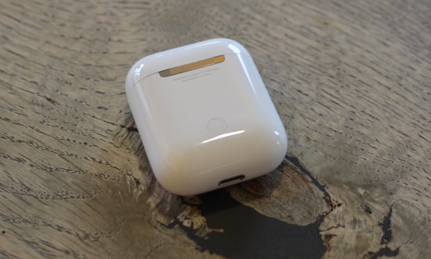 apple airpods review