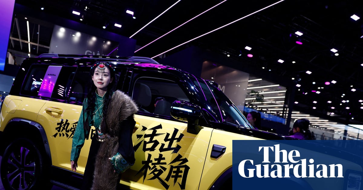 ‘Look, no hands’: China chases the driverless dream at Beijing car show | Self-driving cars ‘Look, no hands’: China chases the driverless dream at Beijing car show | Self-driving cars
