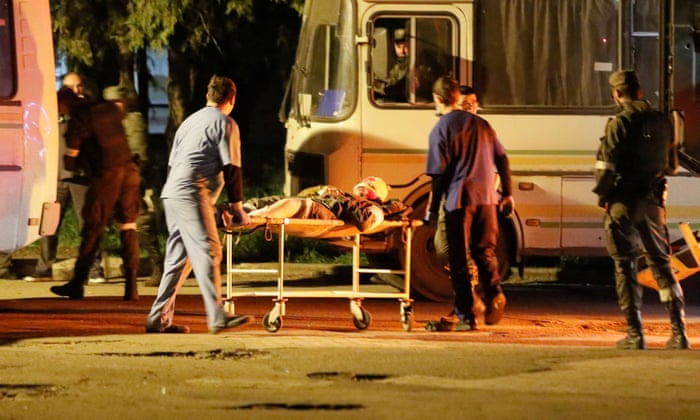 Ukranian soldiers evacuated from steelworks
