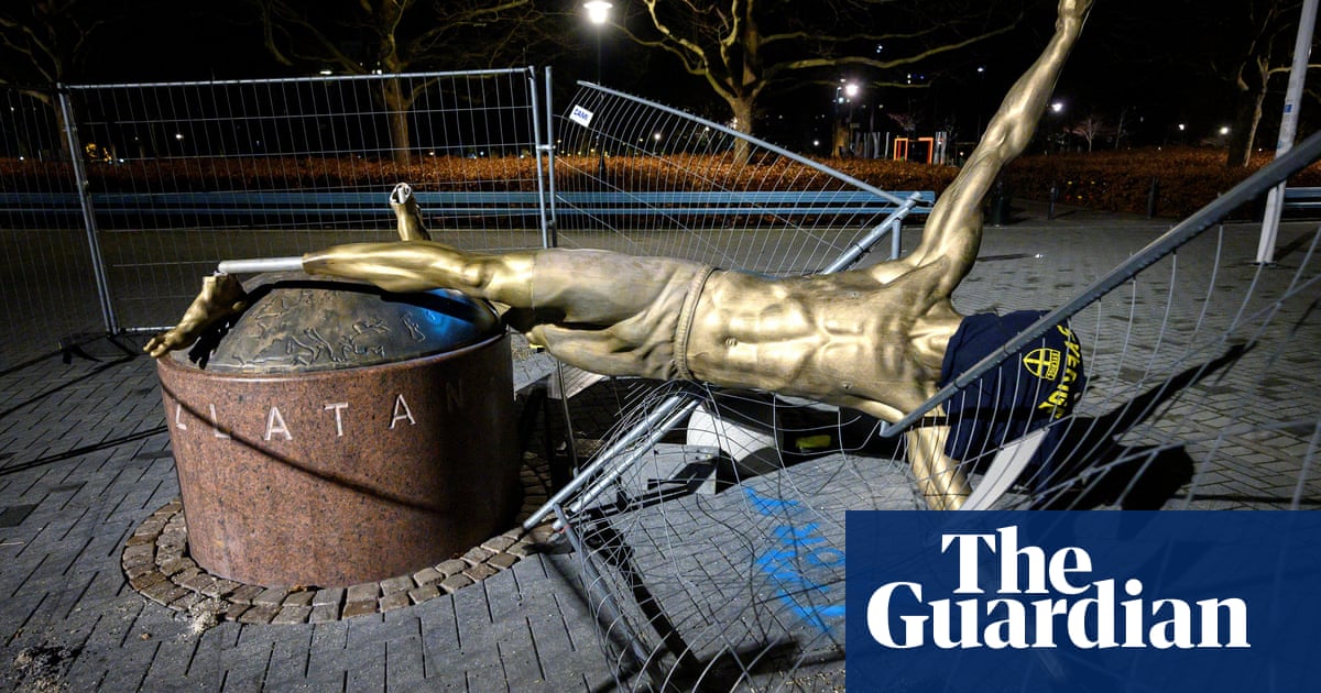 Zlatan Ibrahimovic statue removed after further damage from fans – video report
