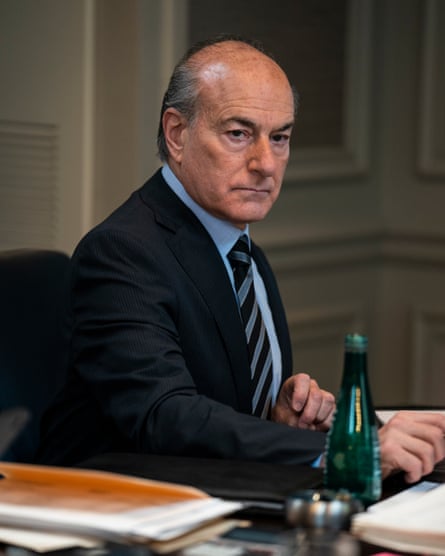 Peter Friedman as Frank in Succession.