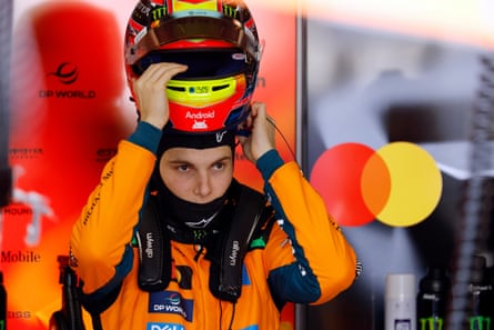 Oscar Piastri takes off his helmet at Suzuka