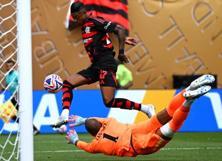 Flamengo beat Chelsea and topped their group.