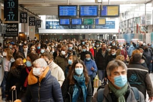 Paris, France. Parisians arrive to catch trains leaving from the Gare Montparnasse serving west and south-west of France. People packed inter-city trains leaving hours ahead of a new lockdown in the French capital imposed to combat a surge in coronavirus infections. The new restrictions, announced by the prime minister, Jean Castex, late on 18 March, apply to about a third of the country’s population affecting Paris and several other regions in the north and south