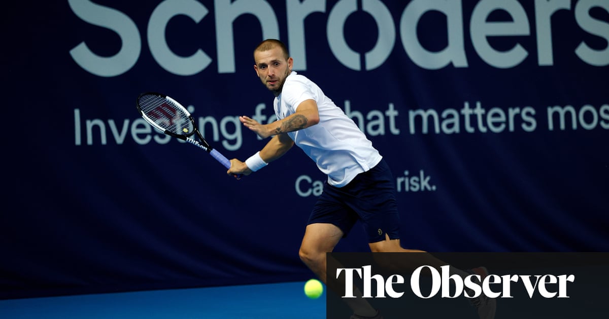 Dan Evans bounces back against Andy Murray to reach Battle of the Brits final