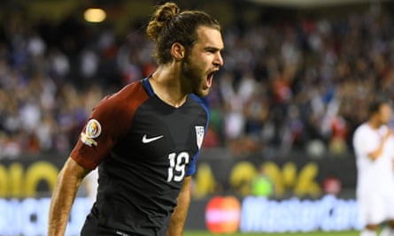Graham Zusi capped off a good night for the US with his team’s fourth goal