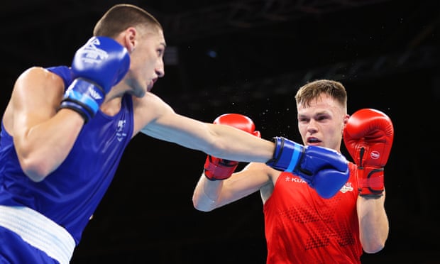 Haaris Khan (left) and Lewis Richardson in their middleweight contest.