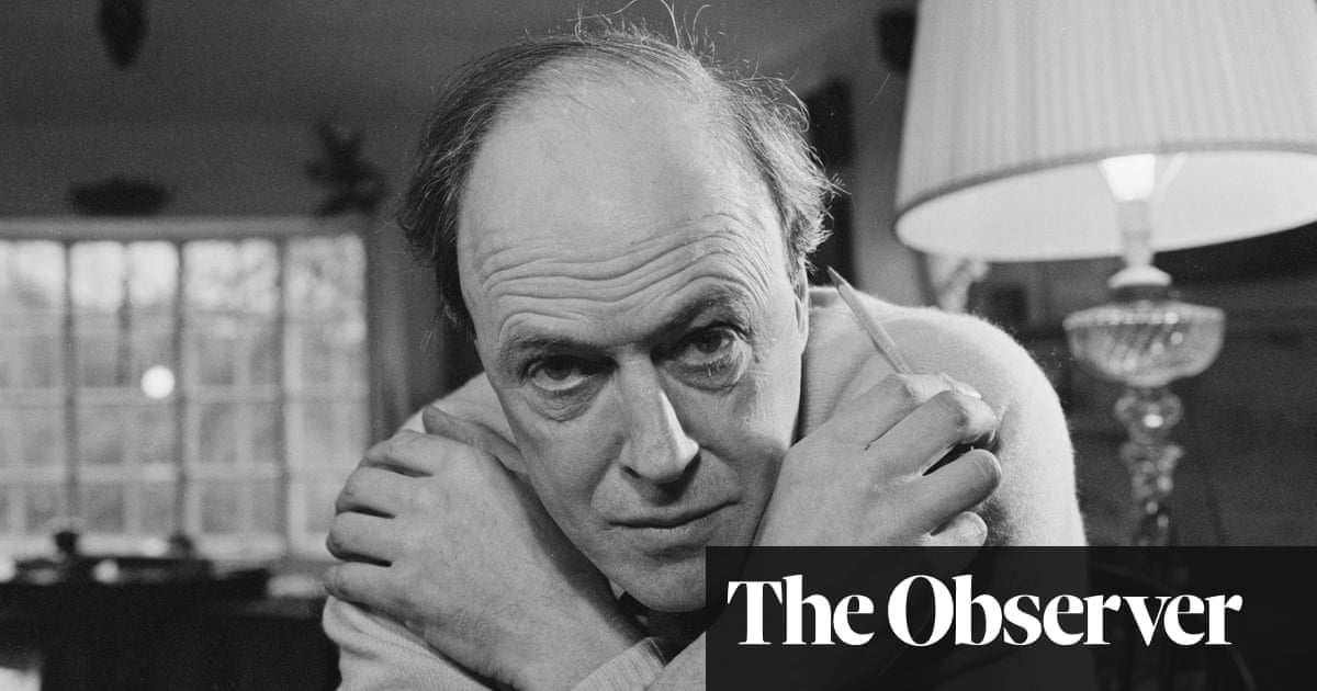 Teller of the Unexpected by Matthew Dennison review – the tall tales of a big kid