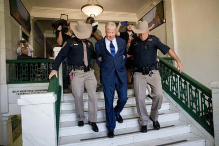 Megachurch pastor and ex-Trump adviser pleads guilty to child Sєxual abuse | Oklahoma | The Guardian