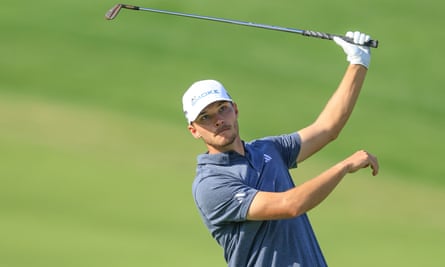 Nicolai Højgaard plays his second shot on the 10th hole in Dubai