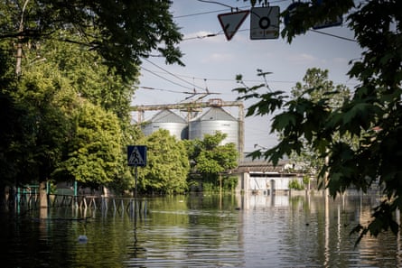 Rising flood water in central Kherson around 300 meters from the Dnipro river.