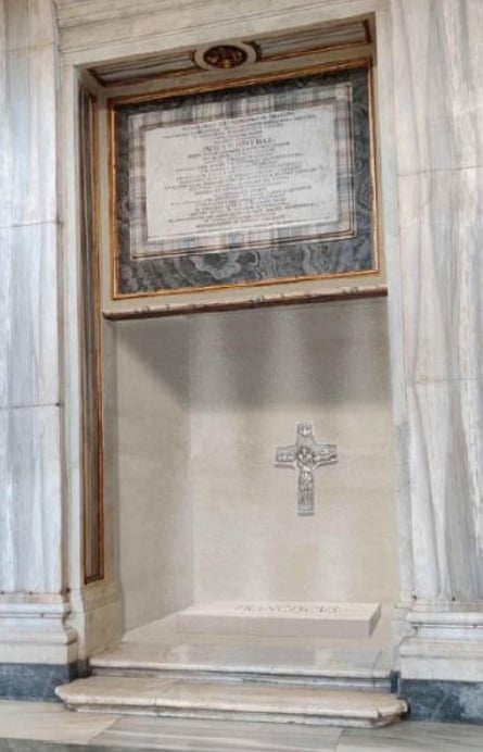 The niche in the basilica wall
