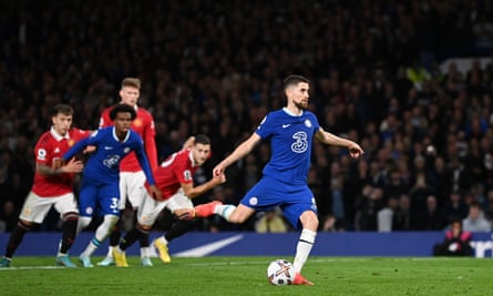 Jorginho of Chelsea scores their team’s first goal from the penalty spot during the Premier League match against Manchester United at Stamford Bridge.