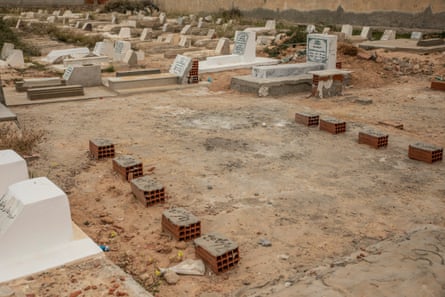 Tombs of migrants buried in 2022  in the cemetery of Essada, near Sfax