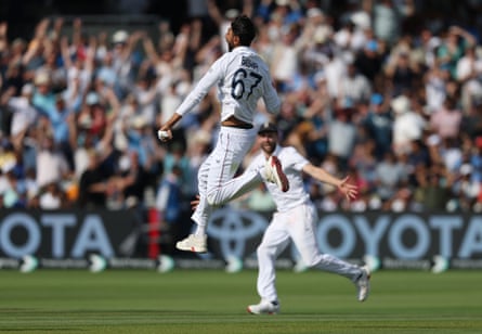 Shoaib Bashir leaps successful ceremony aft taking nan wicket of Mohammed Siraj