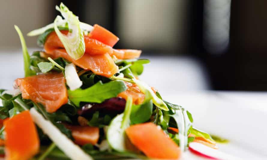 Smoked salmon salad