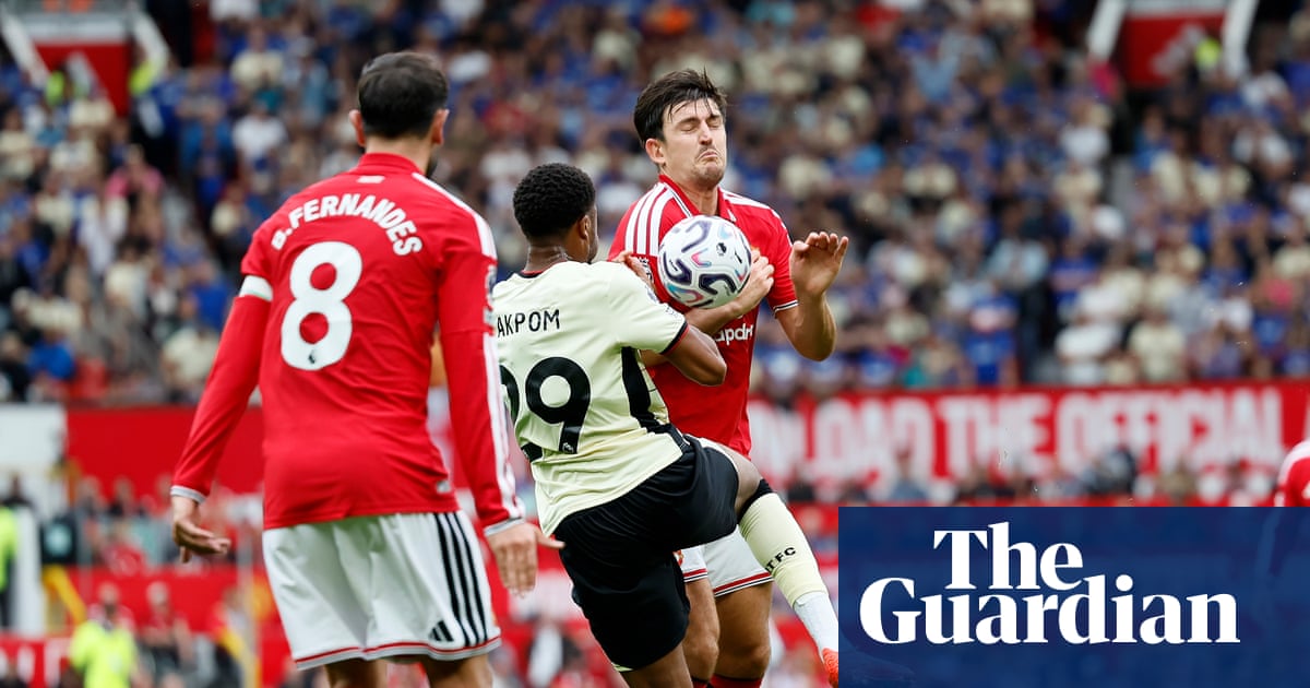 Howard Webb says accidental handball law ‘a nonsense’ and calls for reform