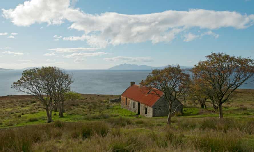 An abandoned croft house at Suisnish, with a distant view of Rum.