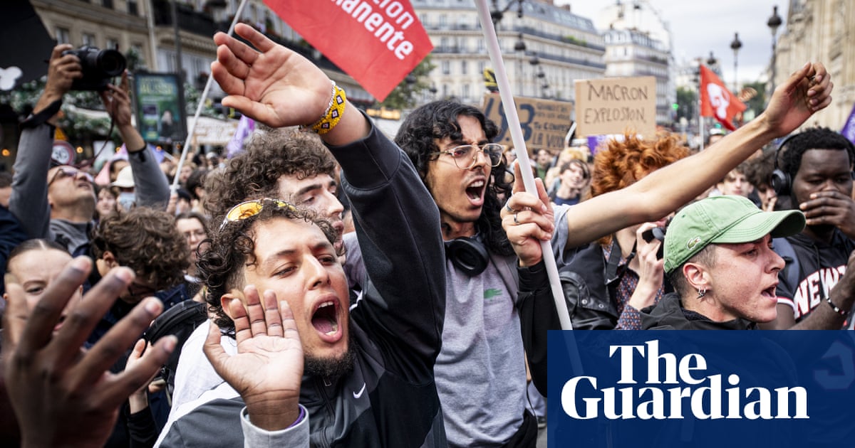 ‘My first barricade’: French protests unite teachers, gilets jaunes and students