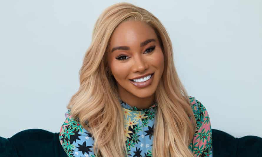 Munroe Bergdorf Receives Landmark Book Deal For Gender Manifesto Books The Guardian