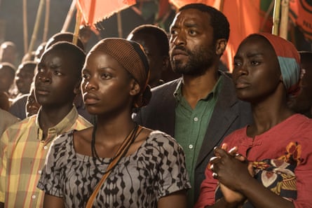 Maxwell Simba, Lily Banda, Chiwetel Ejiofor and Aïssa Maïga in The Boy Who Harnessed the Wind
