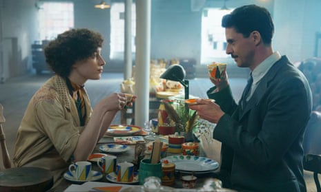 Phoebe Dynevor and Matthew Goode as Clarice Cliff and Colley Shorter in The Colour Room