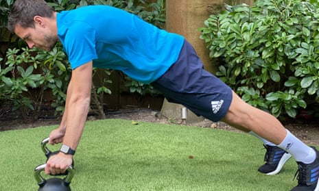Chelsea’s César Azpilicueta, who is representing the players in talks with their club over a wage reduction, works out at home during the Covid-19 lockdown.