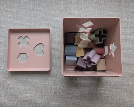 Mushie Shape Sorting Box.