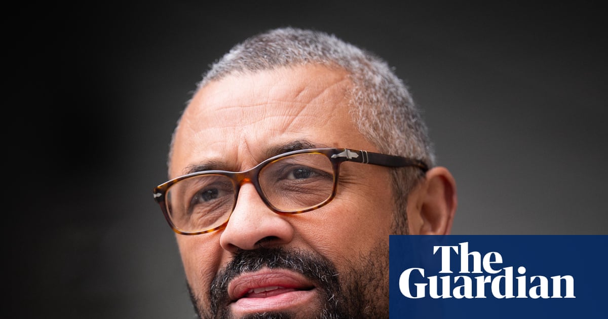 Cleverly avoids culture war issues in pitch to be next London mayor