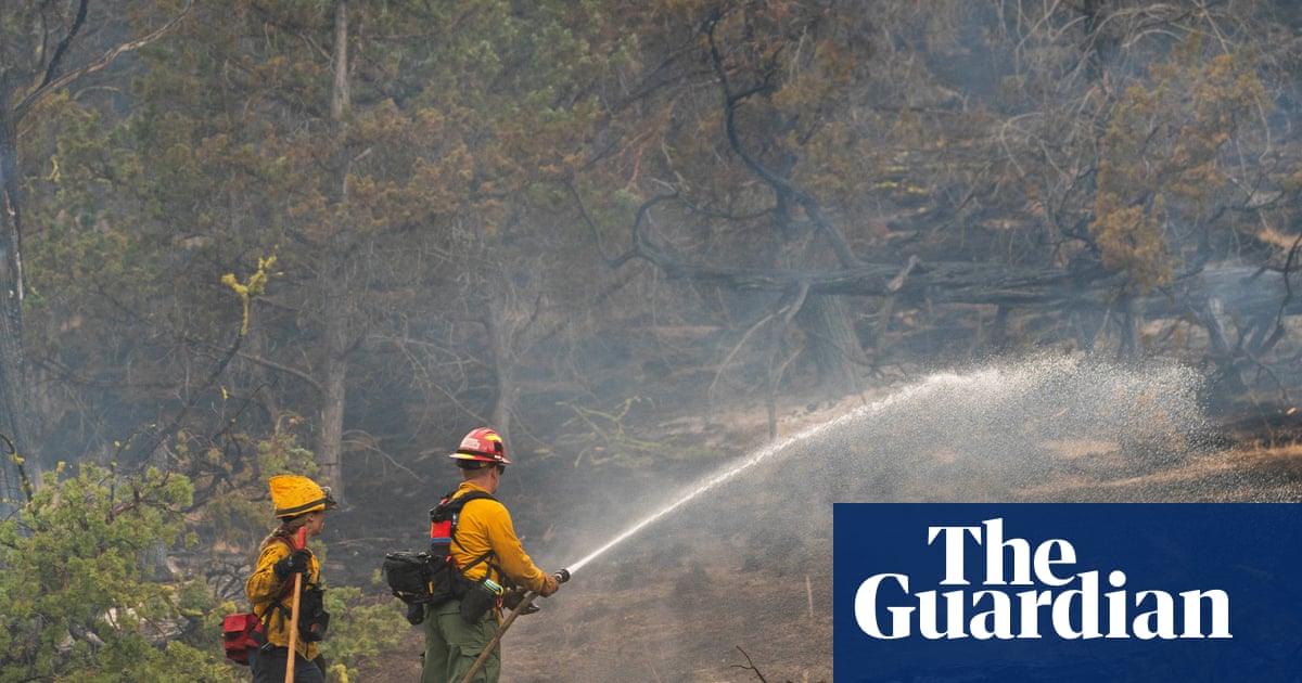 Oregon wildfire begins stabilizing as California blaze threatens vineyards