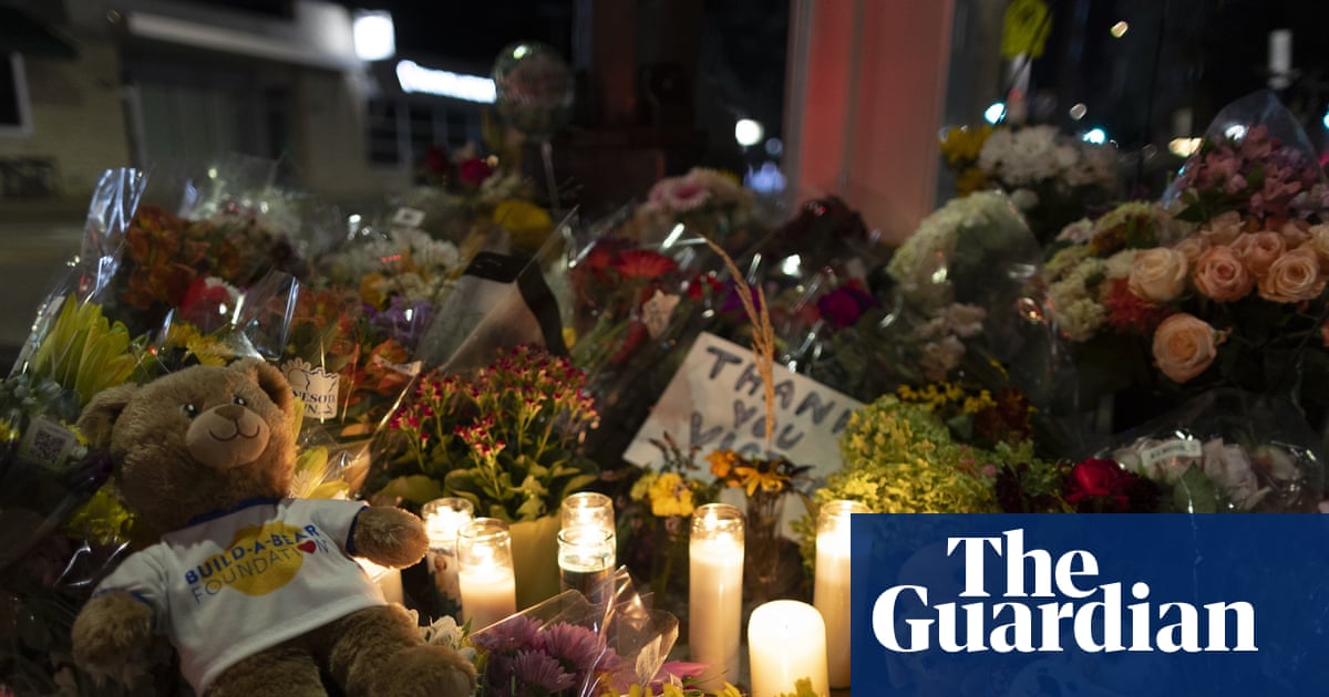 Minnneapolis wakes to aftermath of Catholic school shooting
