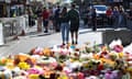Six killed in Sydney shopping mall stabbing attack