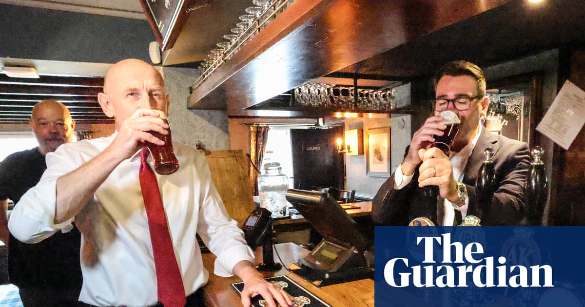 ‘It is British life’: Downing Street vows to stop councils trying to restrict standing in pubs